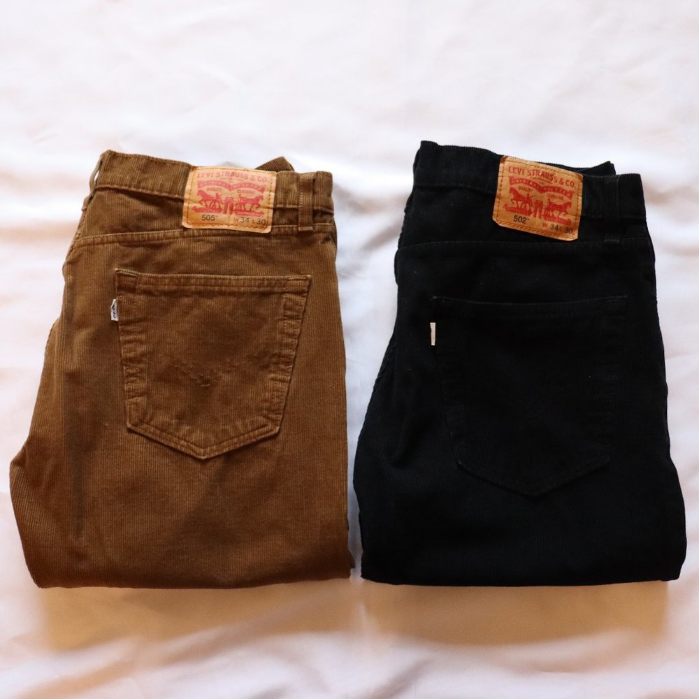 Two Pairs of Men's Corduroy Levi's Pants - 34x30